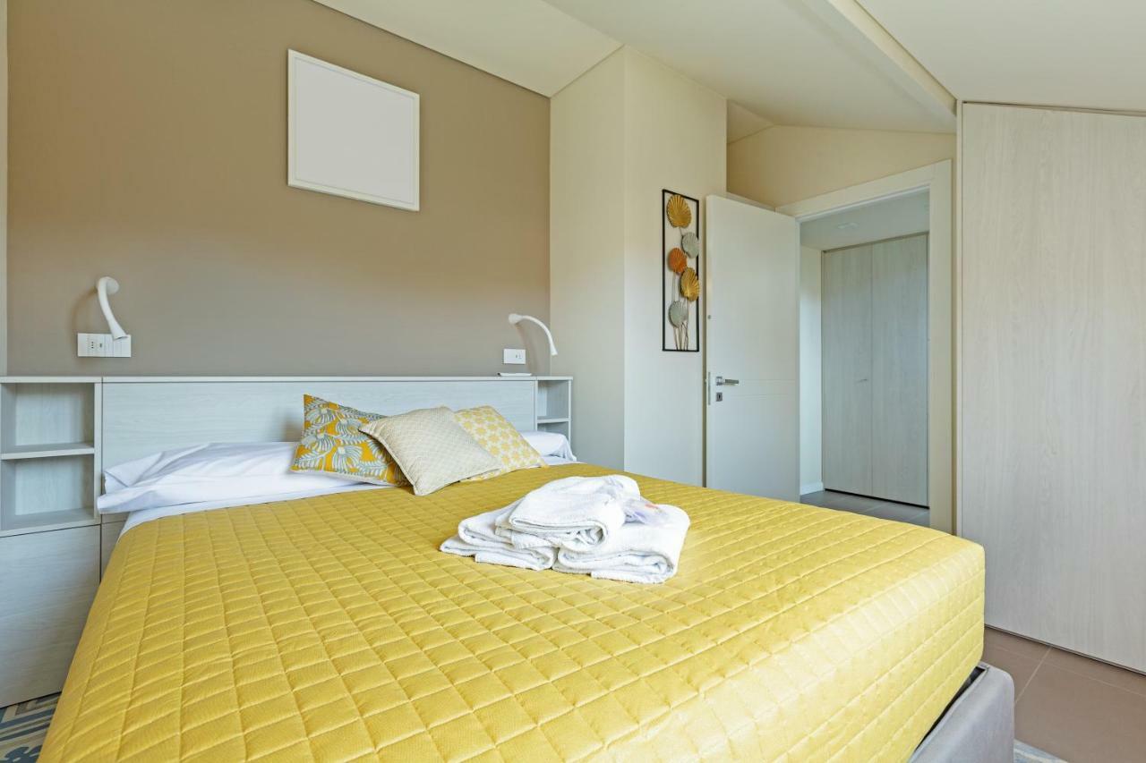 Renovated Penthouse Duomo & Via Torino Milan Exterior photo